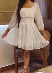 Chic White Puff Sleeve Mini Dress