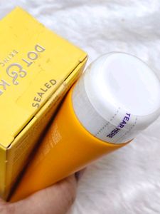 Dot &amp; Key Vitamin C Sunscreen And Face Wash
