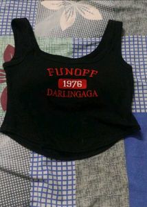 Black "Funoff 1976 Darlingaga" Crop Top
