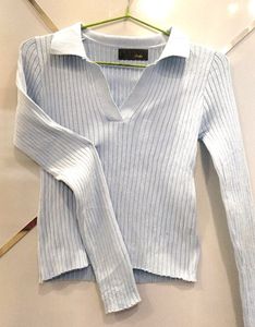 Cyan Winter Stretchable Sweatcrop Top