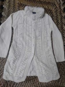 White Cable Knit Cardigan with Fur Collar