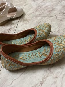 Golden Embroidered Punjabi Jutti For Girls