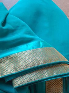 Feerozi Color Elegant Saree