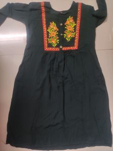 Green kurti XL size