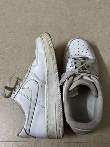 Nike Air Force 1 '07 Sneakers