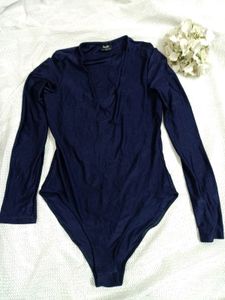 Bardot Navy Blue bodysuit ✨