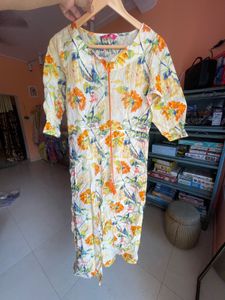 Vibrant Floral Print Kurta