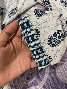 White &amp; Navy Blue Printed Short Kurti