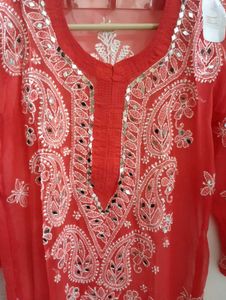 chikankari kurti