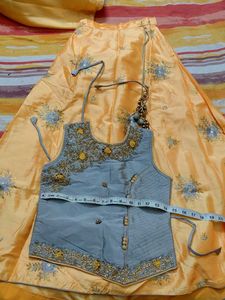 Yellow Embroidered Ethnic Skirt for teen girls