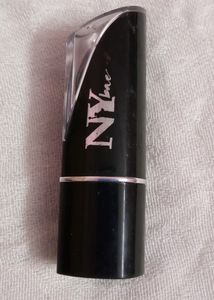 NYbae 🤩lipstick💄 Shade:Madam From Madison 23