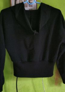 Stylish Black Zip-Up Jacket