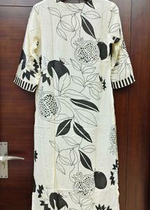 Black &amp; White Floral Kurta Set.