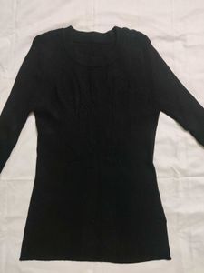 Chic Black Ribbed Long Sleeve Top