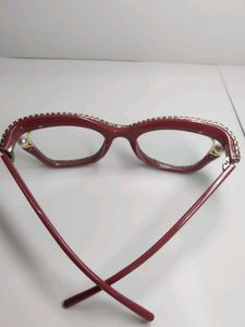 Glamorous Rhinestone Cat-Eye Glasses