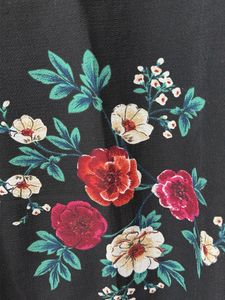 Chic Floral Print Top