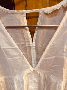 new piece white V-Neck Button-Up Tunic