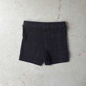 Pleated Black Shorts