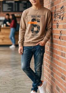 Fresh Tunes Graphic Sweatshirt