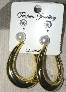 Chic Pearl &amp; Crystal Earring Set