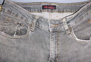 🎀Gray Wash Denim Jeans🎀
