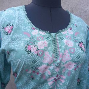 Elegant Floral Kurta Set