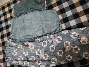 Elegant Floral Print Kurta Set