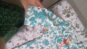 Beautiful Floral Print Kurta