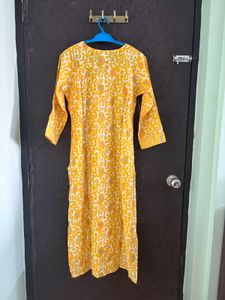 (With Tag)Yellow Block Print Kurta &amp; Pant