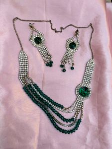 Emerald Green Necklace Set