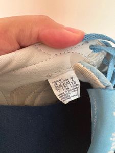 Onitsuka Tiger Sneakers