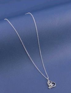 Elegant Necklaces for Women