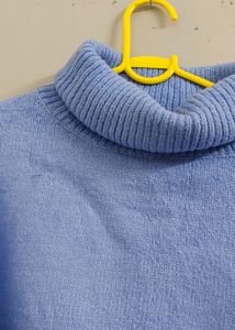 Oversized High Neck Crop