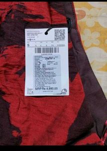 Stylish Red &amp; Black Abstract Print Top