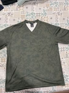 Pack of 3 Original Skechers Men's V-Neck T-Sh