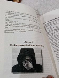 Dark Psychology &amp; Manipulation Book
