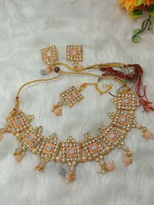 mirror plus minakari Giri peach color necklace des
