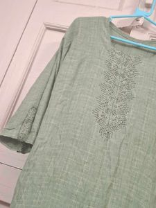 💥Grape Green Embellished Kurta