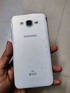 Samsung Galaxy J7 4g