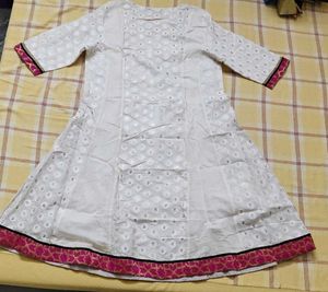 Elegant White Kurta Set with Pink Border