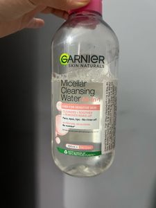 Garnier Micellar Cleansing Water