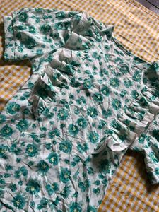 Floral Print Ruffle Top