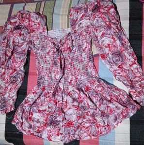 Chic Floral Smocked Blouse