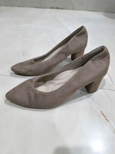 cushioned heels