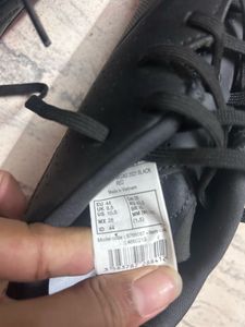 Black Sports Shoes