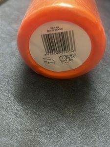 Hula Hoop De-Tan Body Wash