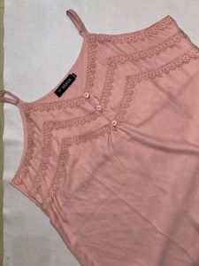 Sale 🛍️Dusty Rose Lace Trim Cami