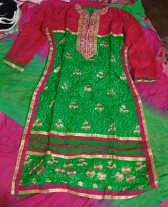 Green &amp; Pink Embroidered Kurta with beautiful dupa