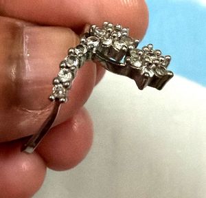 Sparkling Flower Ring