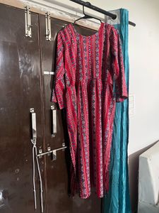 Beautiful Red &amp; Blue Printed Kurta Set